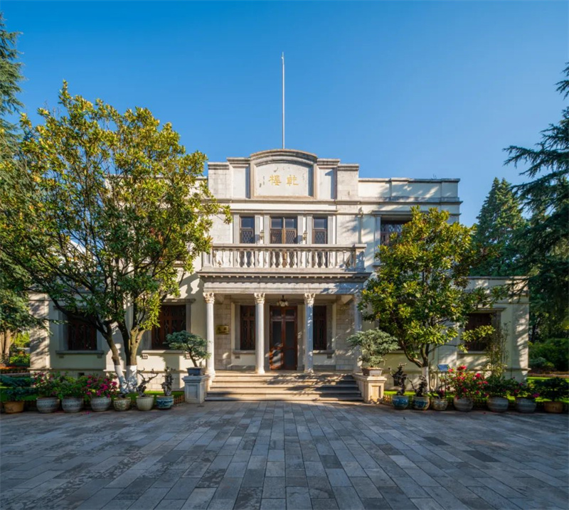 1711091412817529.jpg 444.jpg