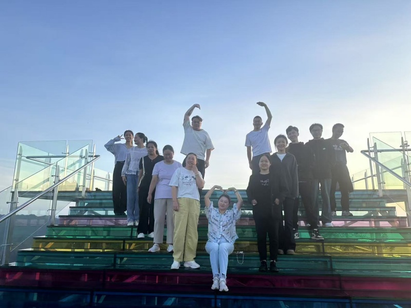 1754298088305321.jpg 02.jpg