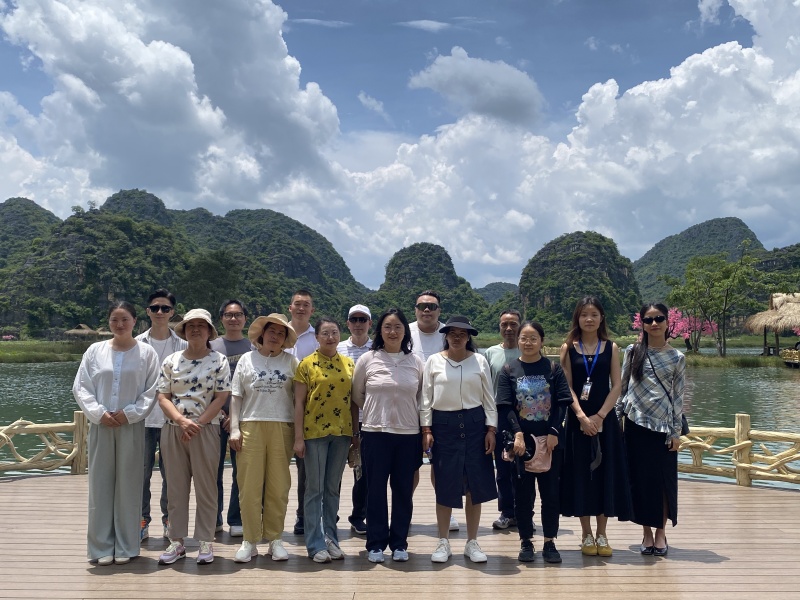 1754298147264213.jpg 05.jpg